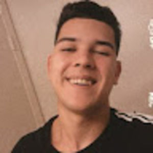 Meet your Posher, Luis